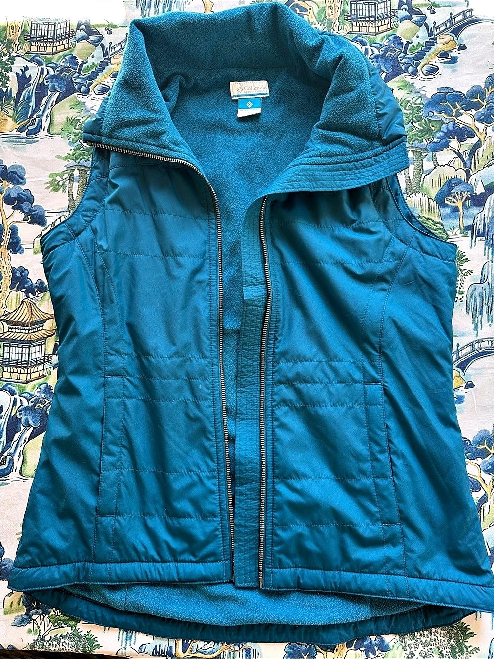 Columbia Quilted Fleece-Lined Vest in Blue Size Small